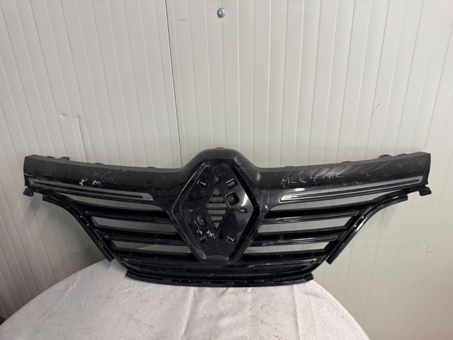 Grila centrala Renault Megane 4 Nonfacelift 2015/2016/2017/2018/2019
