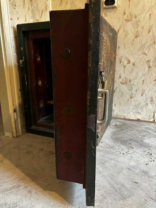 огнеупорен сейф / каса