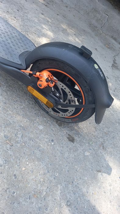 Электросамокат ninebot