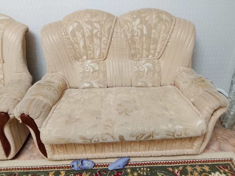 Диван и 2 кресла