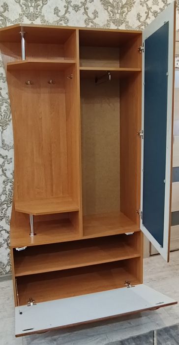 Продам прихожую в отличном состоянии