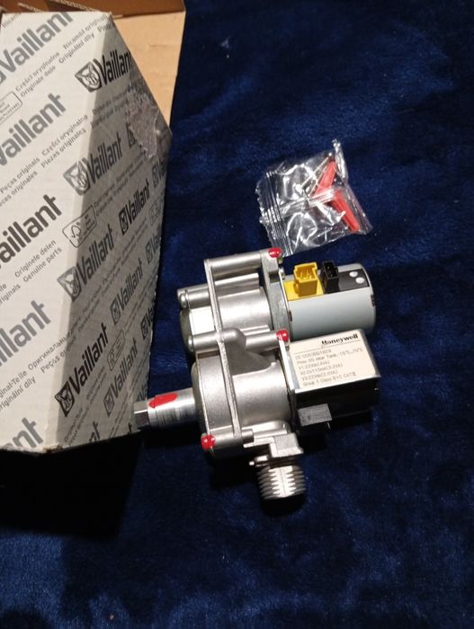 Vind vana gaz cu regulator centrala termice nouă