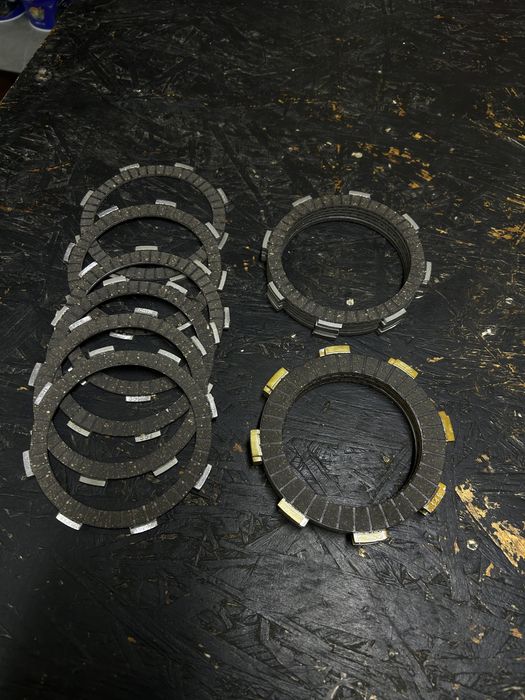 Запчасти на мотоциклы и мопеды