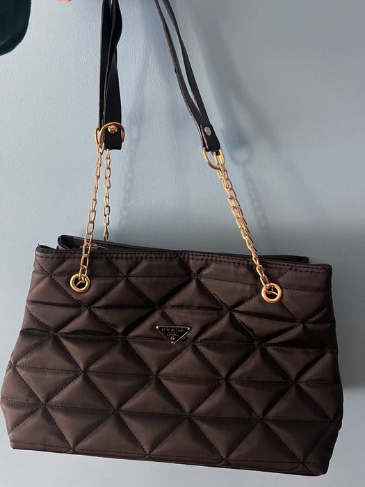 Дамска чанта “Prada”