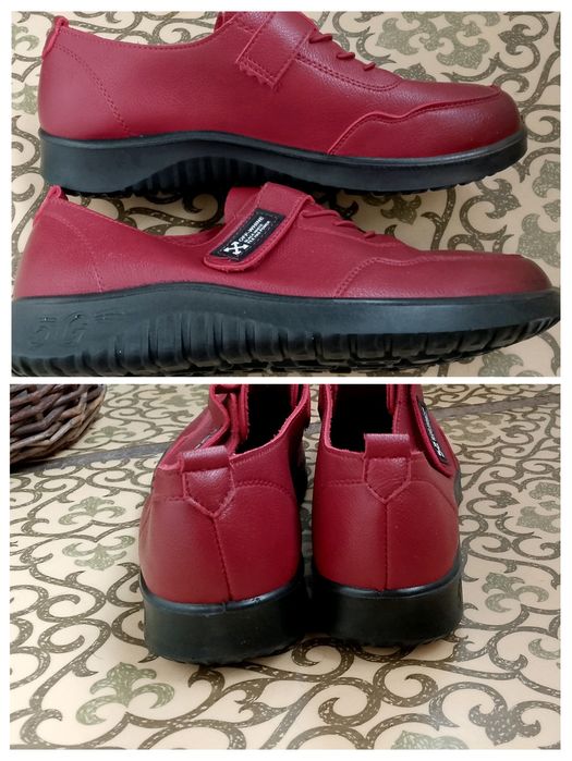 Новые кожаные мокасины.