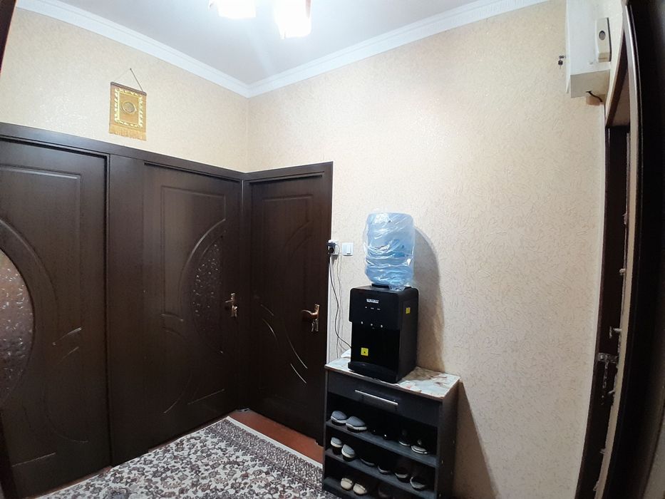 Чиланзар 9 кв 6 дом 1 этаж Офис килса хам булади