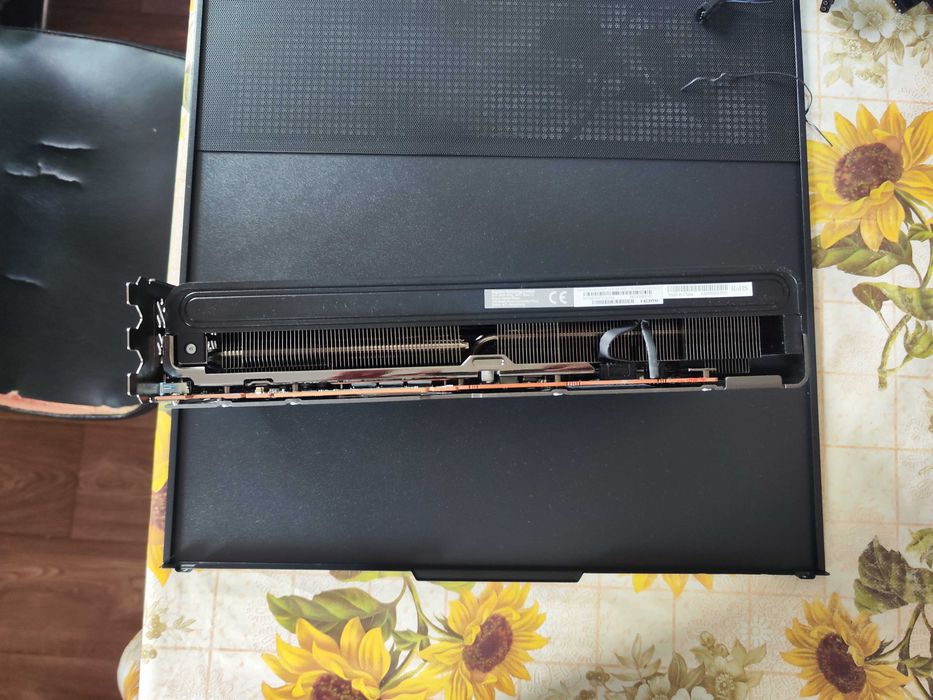 SAPPHIRE Rx 7900 GRE Nitro+ с гаранция