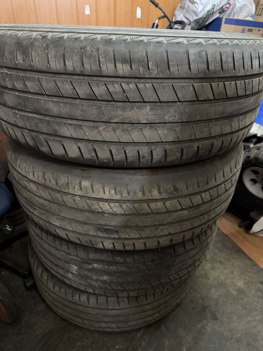 Продам летнюю резину 275/60/20