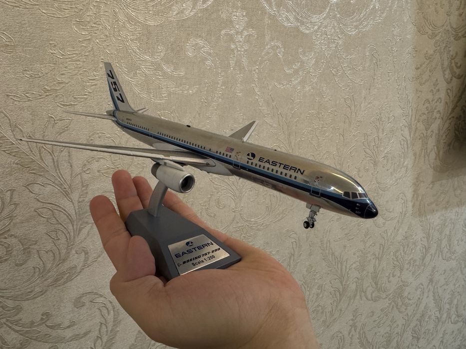 Макет самолета Airbus A321 и Boeing 757