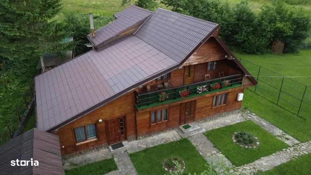 De vanzare pensiune 13 camere complet dotata Pret 195.000