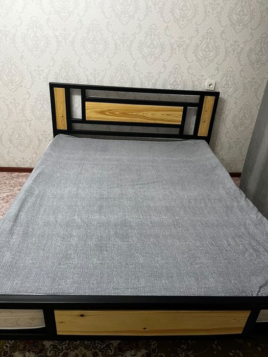 Кровать двухместный