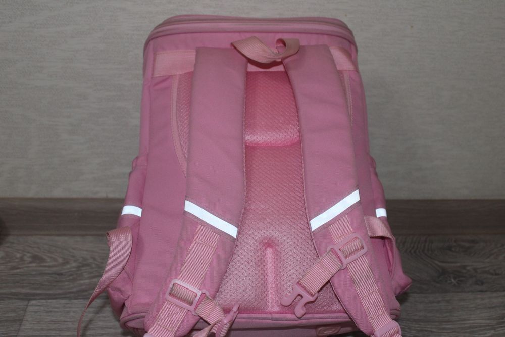 Продам рюкзак б/у, новые рюкзаки