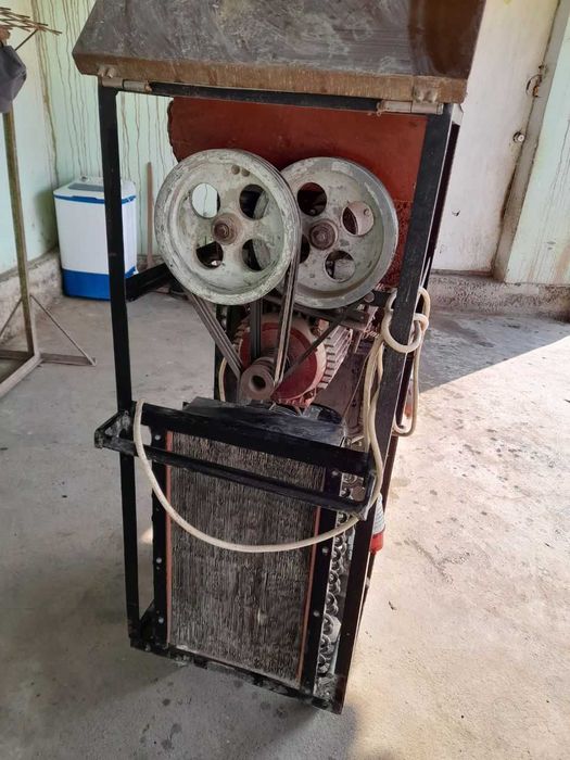 muzqaymoq apparat 380v 2 камерали германия