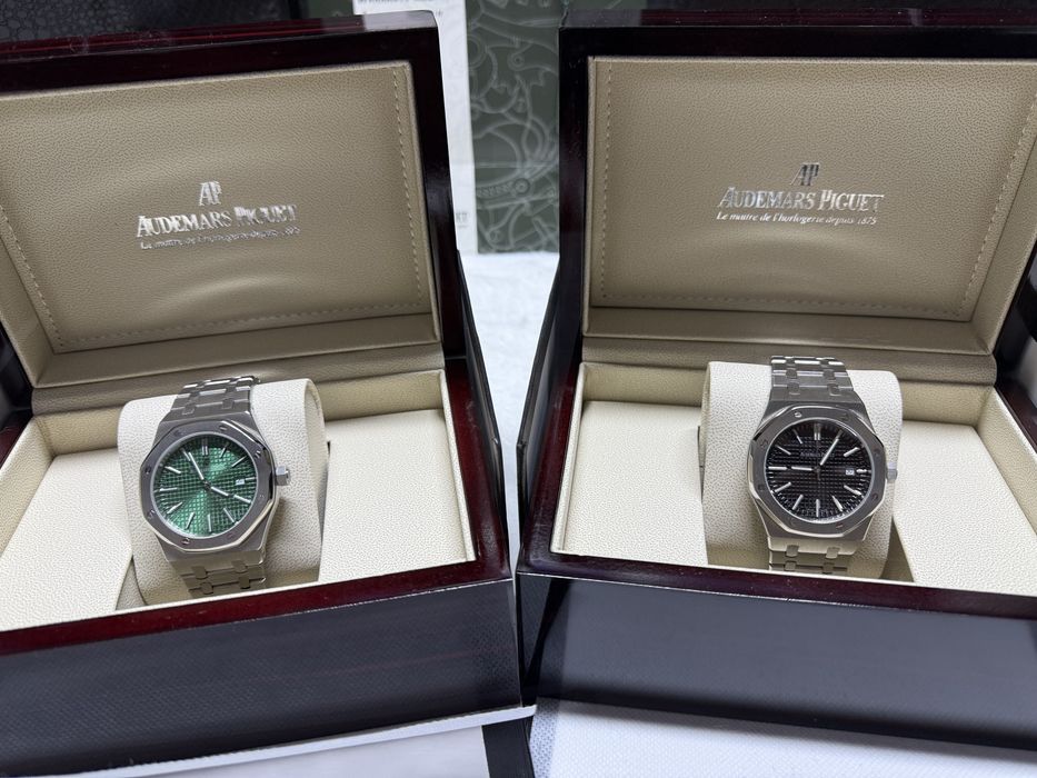 Audemars Piguet 42 mm, AUTOMATIC- full box