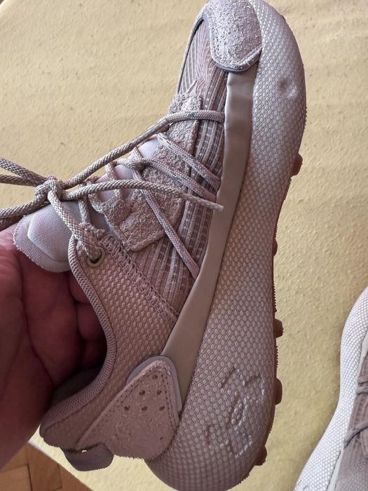 Under Armour Venture pro