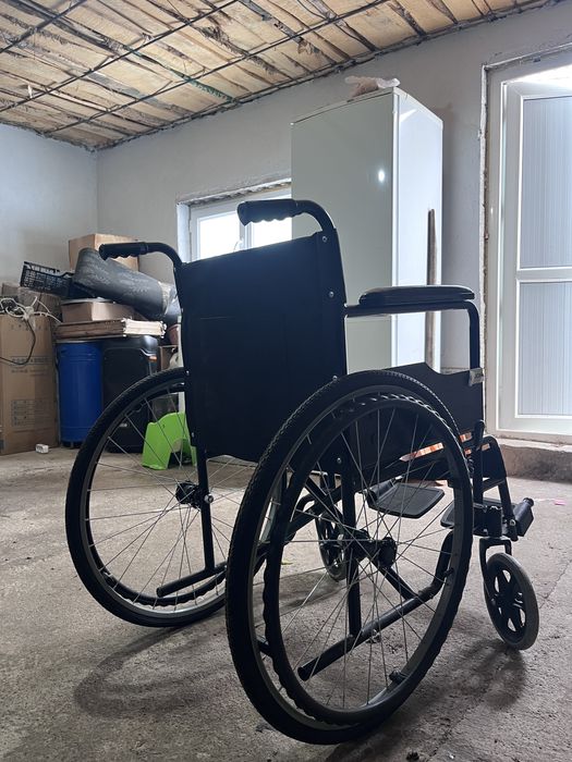 Коляска - Кресло чёрный