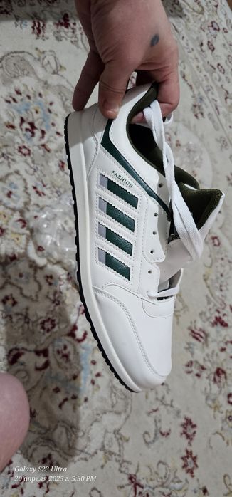 Красовки  ( кеды ) новые