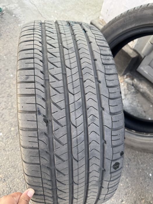 Продам летние шины на 18 размер