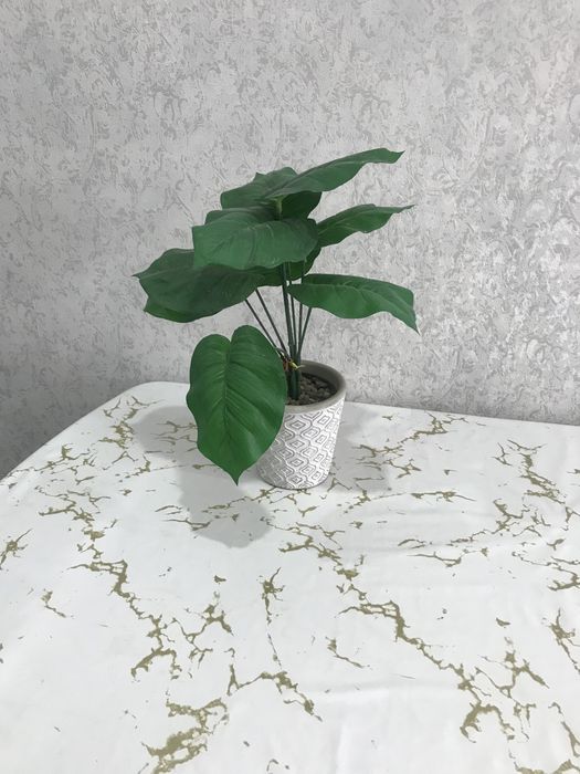 Вазы,цветы искусственные