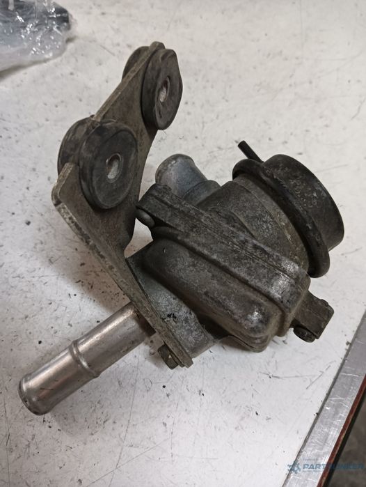 Egr Toyota Corolla Verso (_E12_) [ 2001 - 2004 ] Oem 2571022010
