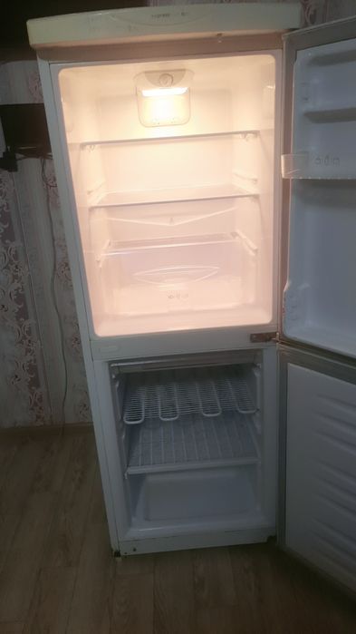 Продам холодильник lg