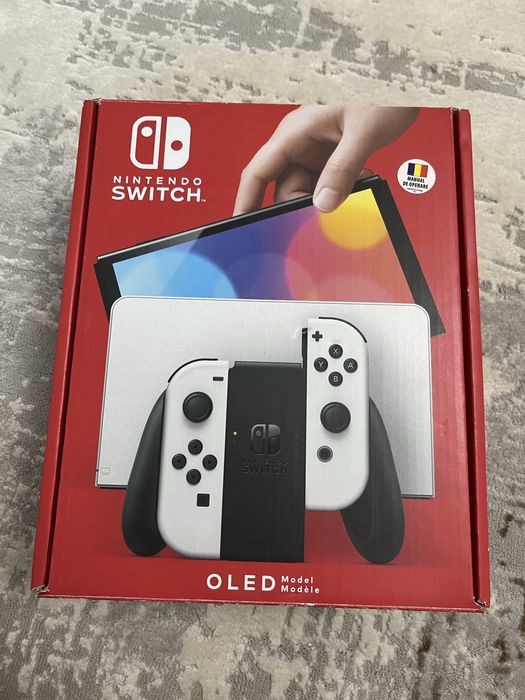 Nintendo switch oled cu 2 jocuri si husa