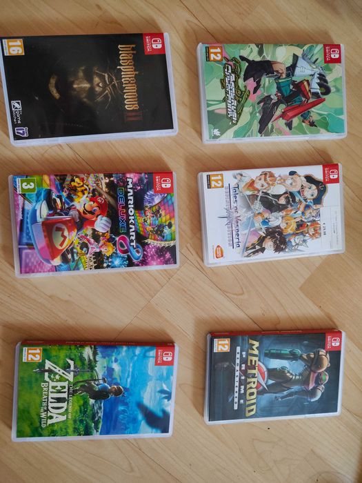 Nintendo Switch OLED Zelda Tears of the Kingdom Edition + 6 игри + аксесоари