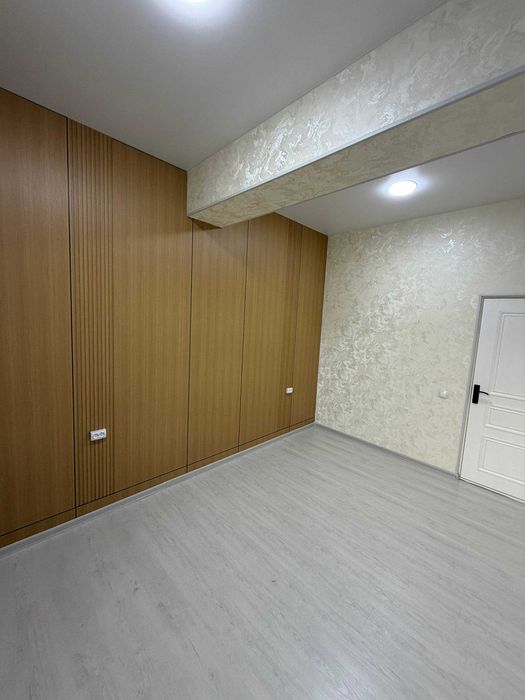 СРОЧНО !! Продается квартира в Яшнабаде 1/6/8 ( 44 кв/м) ЖК Azia House