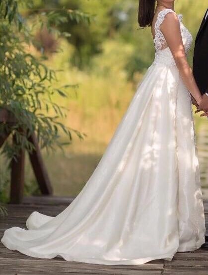 Rochie de mireasa A-Line