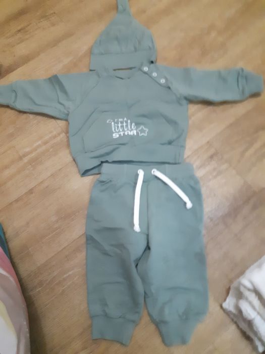 Продам детскую одежду