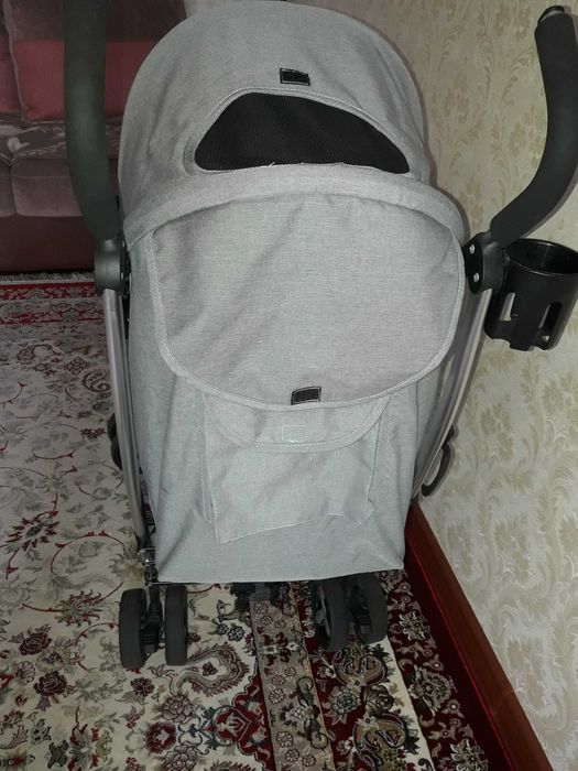 Продаю детскую коляску