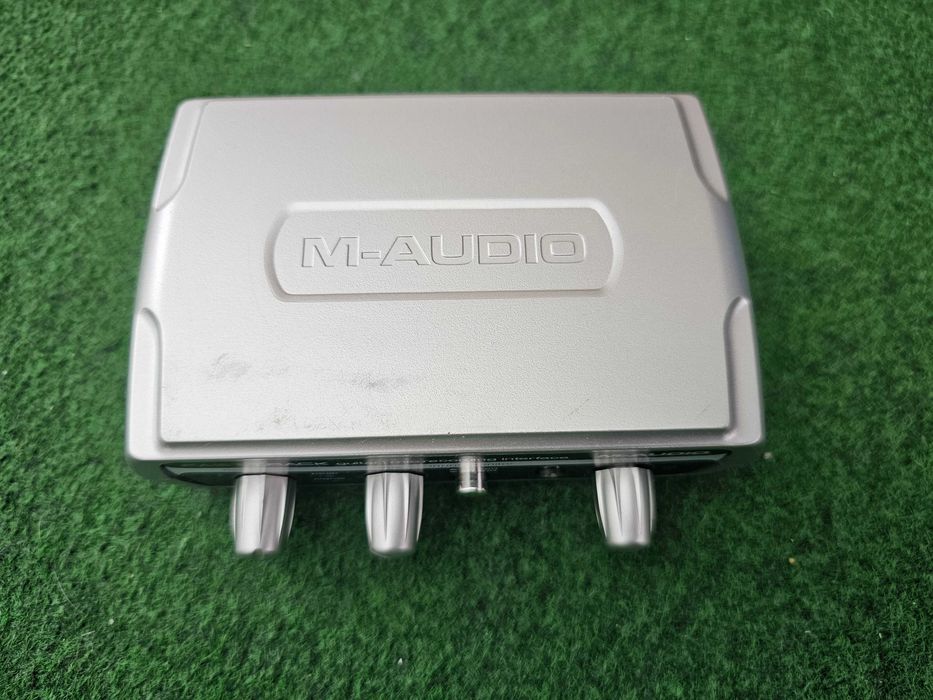Interfață audio USB M-Audio Fast Track - Placă de sunet externă studio / podcast