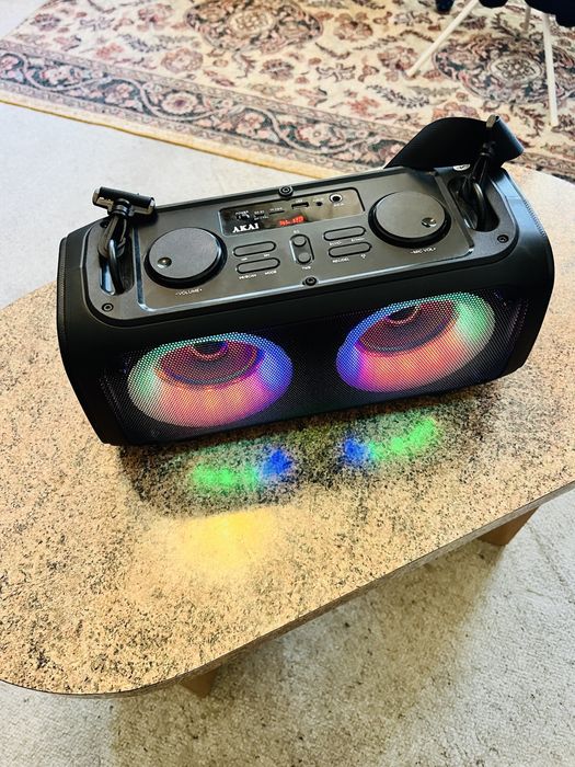 Boxa Akai de vazare portabila buetooth