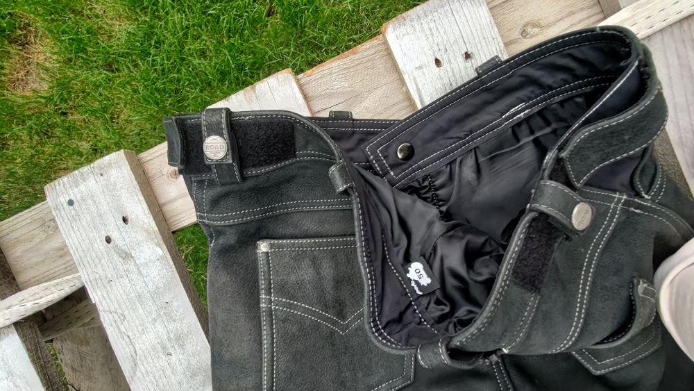 Pantaloni piele pentru motocicletă Polo 50.4,9 lei transportul