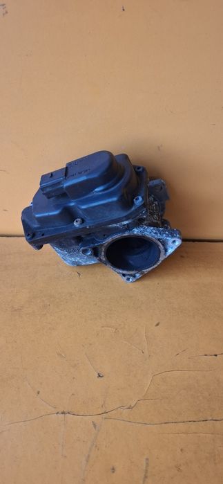 ЕГР клапан (EGR Valve) OEM 03L131501G / Valeo 700424 — VW Golf Mk5/Mk6 • Jetta • Passat • Beetle • Audi A3 • Skoda Octavia/Superb/Yeti • Seat — 2.0 TD