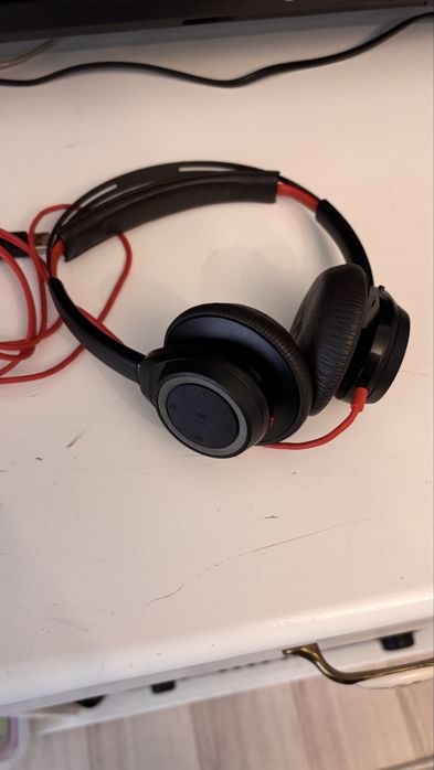 Vand casti plantronics