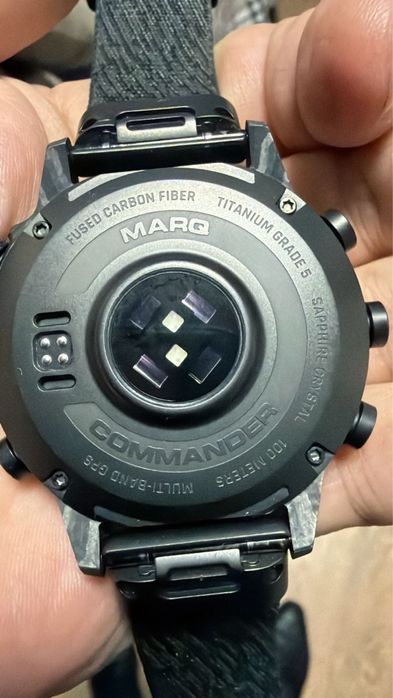 Электроныые часы Garmin Marq Commander.