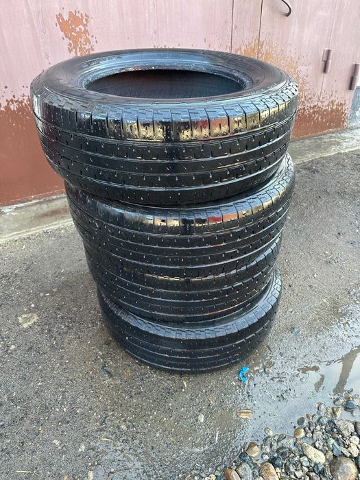 Продам летние шины 225/65 r17.