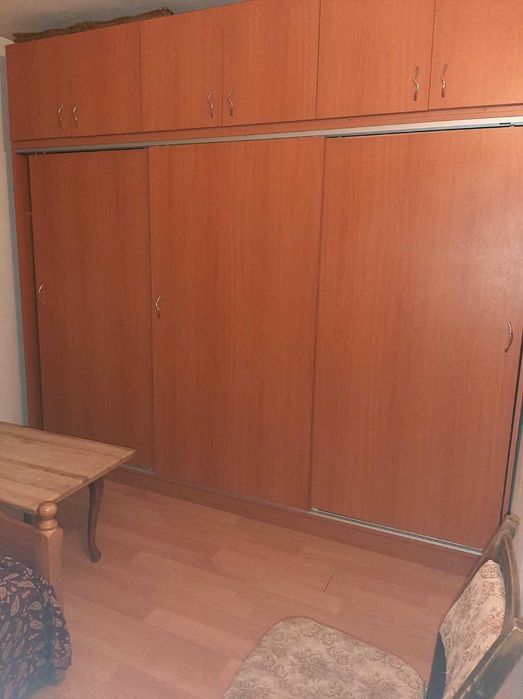 Inchiriez apartament cu 2 camere semidecomandat ultracentral direct de la proprietar
