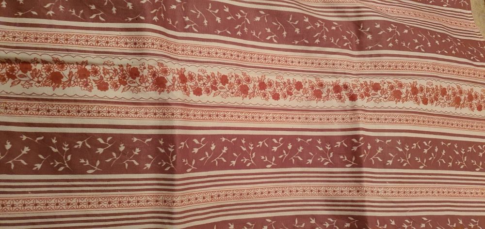 Постельное   бельё 1.5 спальное,  новое