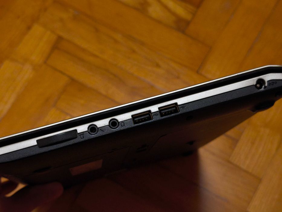 Laptop Lenovo IdeaPad U350 Linux Mint лаптоп 13.3" Intel 3GB RAM 250GB