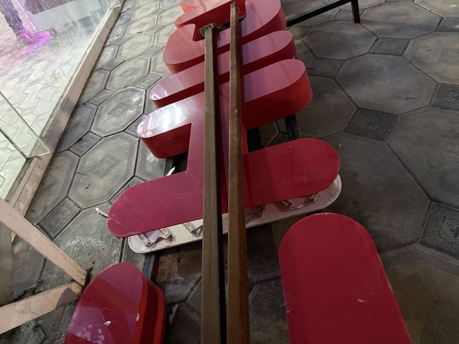 Сотилади обёмный буква тайёр