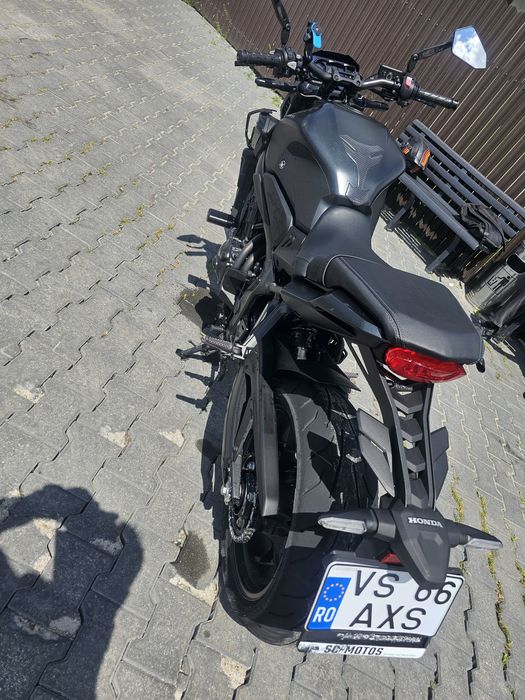 Honda cb 650r 2023 A2