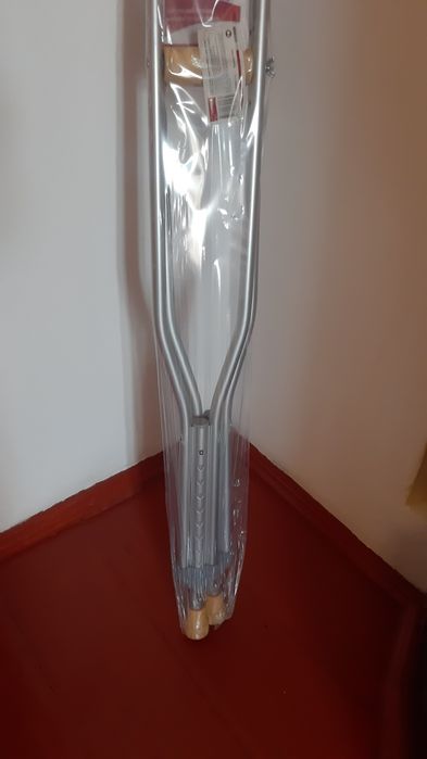 Костыли .Балдақ сатылады.