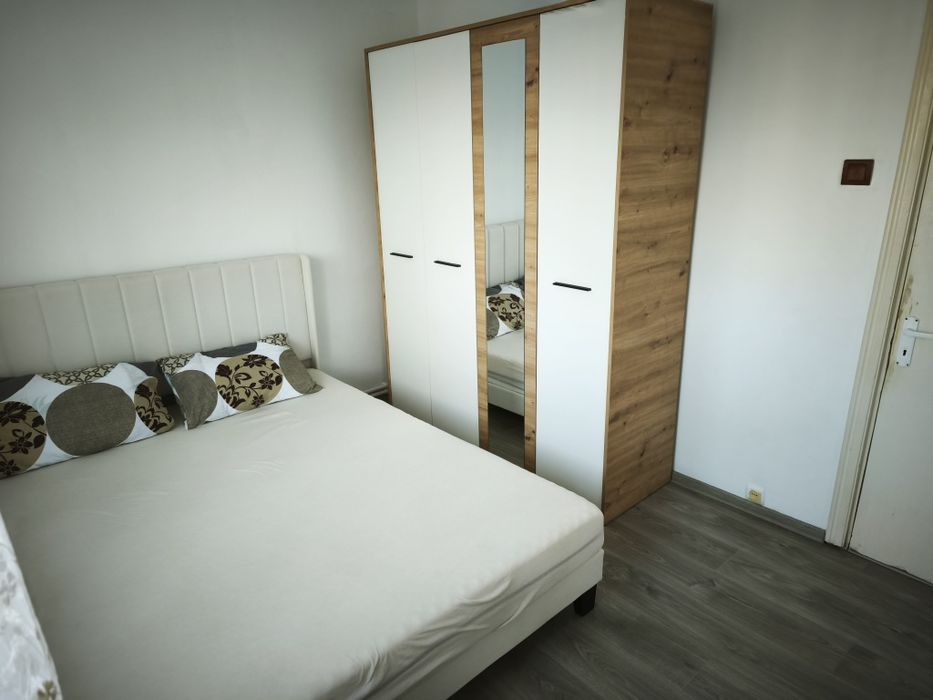 Apartament 3 camere decomandat