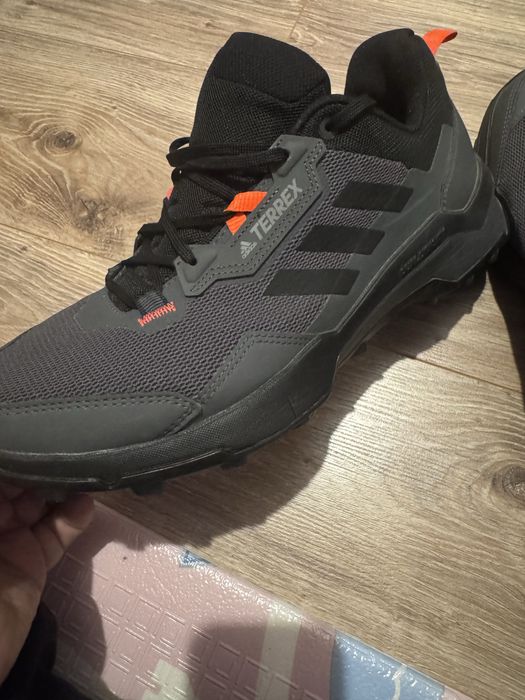 Adidas terrex in stare buna