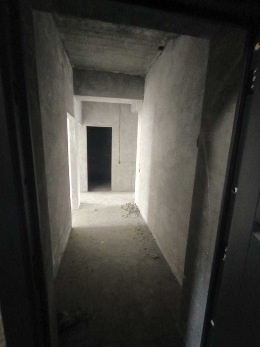 Ko`p qavatli uydagi xonadon