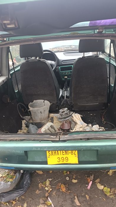 Super oferta  3articole la pret de unu (1scuter +2masini microcar și a