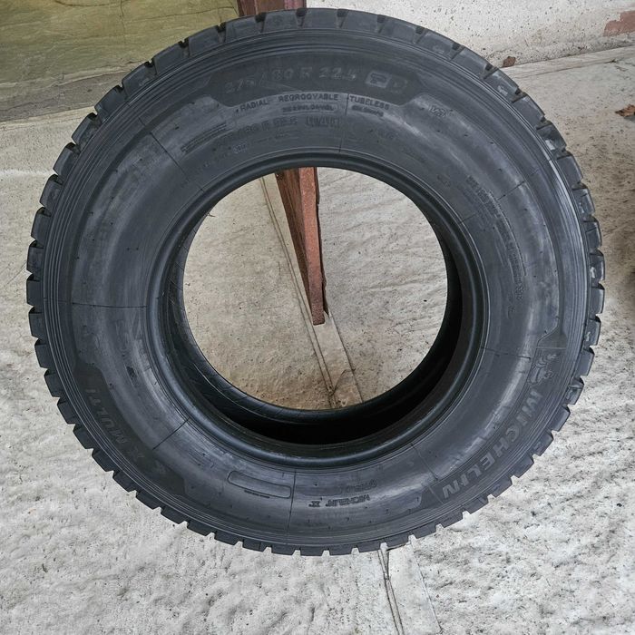 4 тежкотоварни гуми 275/80R22.5 Michelin X Multi D 149/146L M+S
