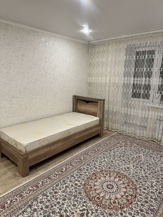 Однаспальная кровать